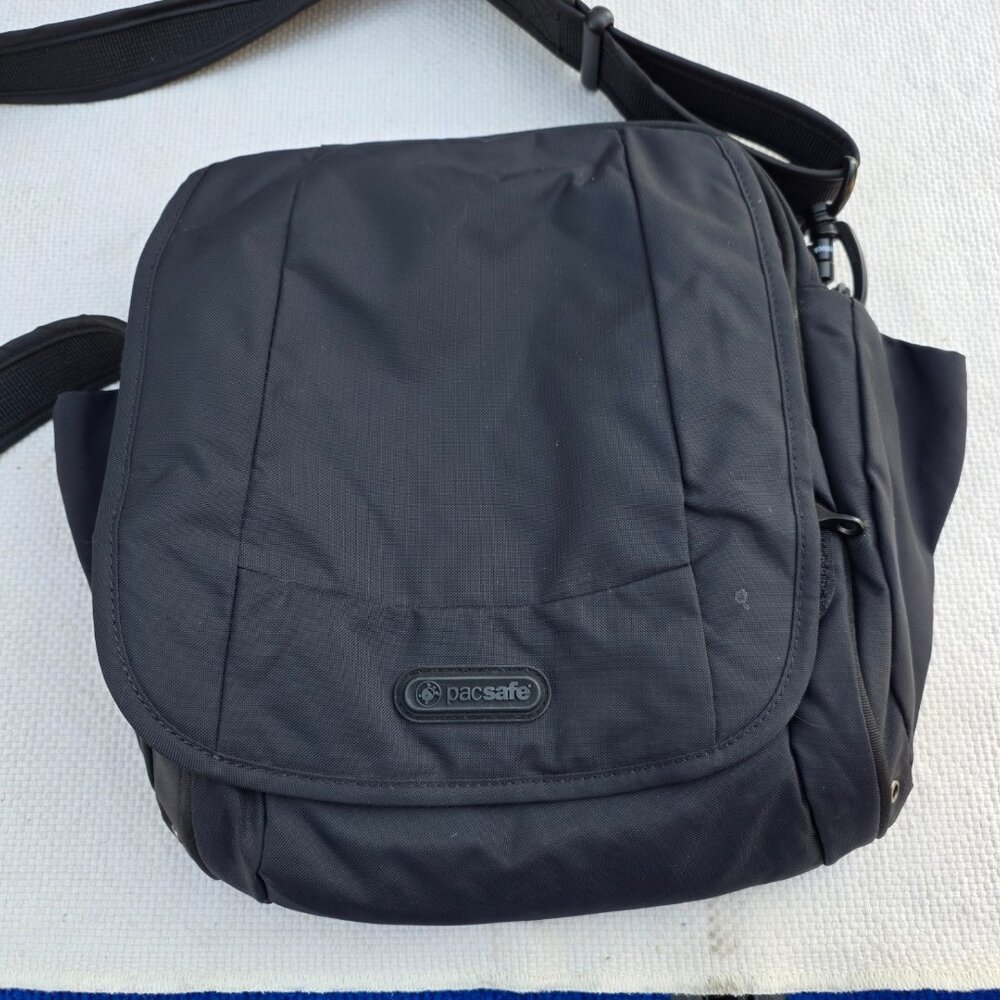 Pacsafe metrosafe 200 GII antitheft